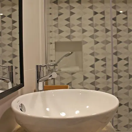 Canarios Avenida * 리스본